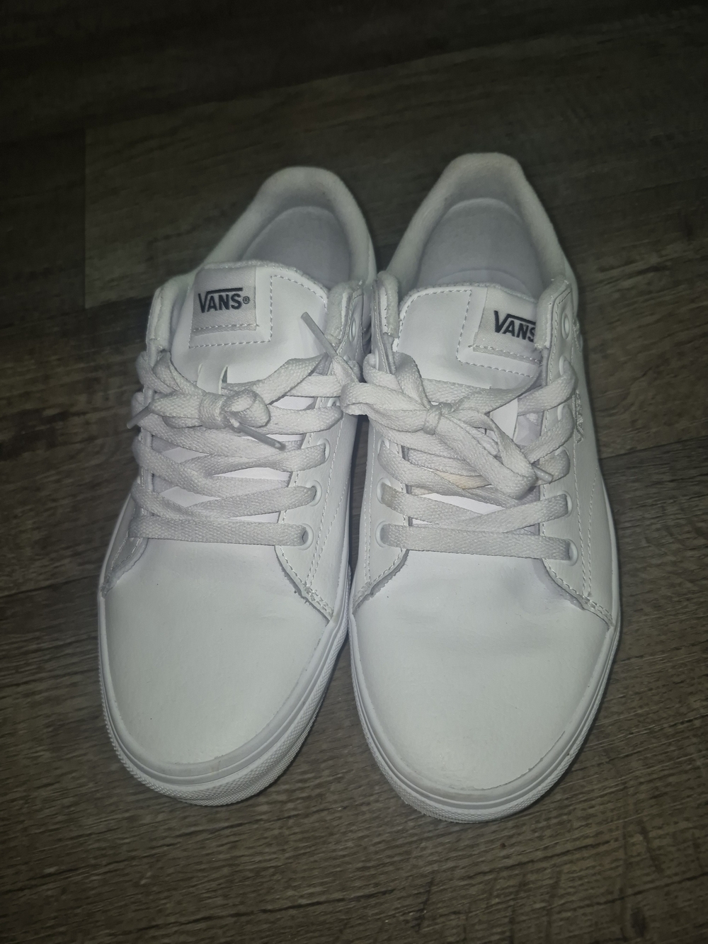 Vans Seldan Women's White Sneakers US 9.0 W Like New